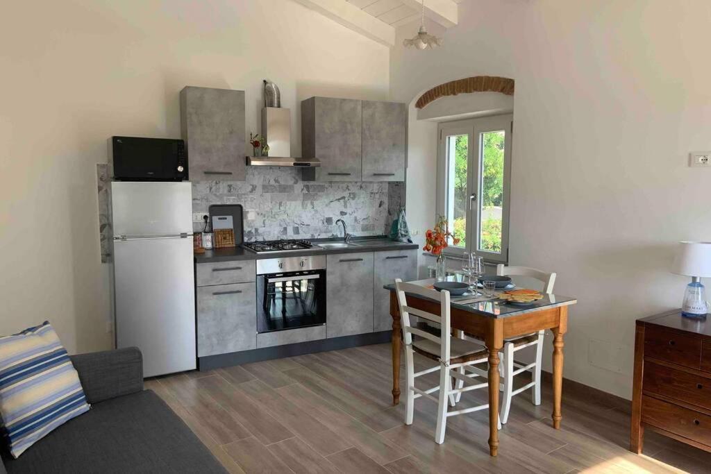 Antica Casa Nel Borgo Pietrasanta